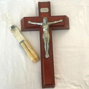 Vintage Last Rights Crucifix Sick Call Wooden Cross Candles & Holy Water Bottle